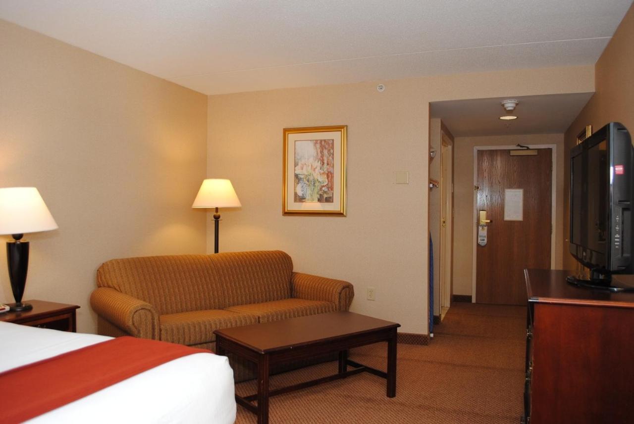 Holiday Inn Express Hotel & Suites Providence-Woonsocket, An Ihg Hotel Zimmer foto